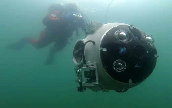 水下仪器设备用波纹管的允许位移